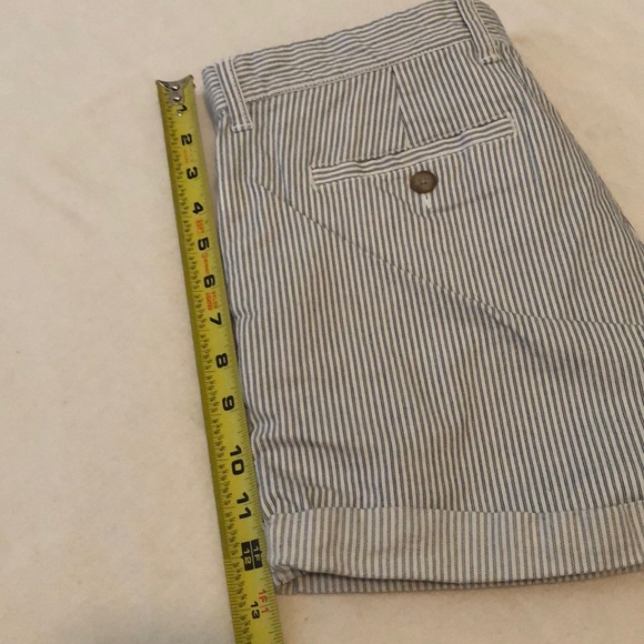 GAP Shorts - Picture 5 of 5